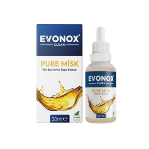 Evonox Clean Kurutma Topu Esansı Pure Musk şişesi ve yün kurutma topları üzerinde kullanımı gösteren ürün görüntüsü