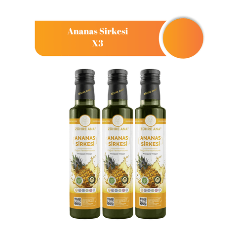 Zühre Ana Ananas Sirkesi x3 şişeleri, doğal fermantasyonla elde edilen meyvemsi aroma ve dengeli ekşi tat.